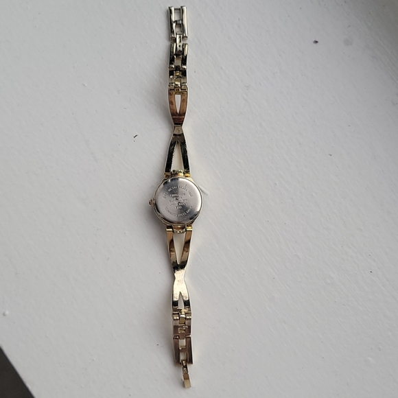 Watch - Picture 3 of 8